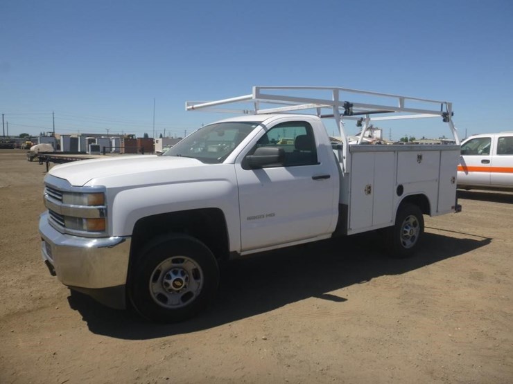 2015-chevrolet-2500-image-1