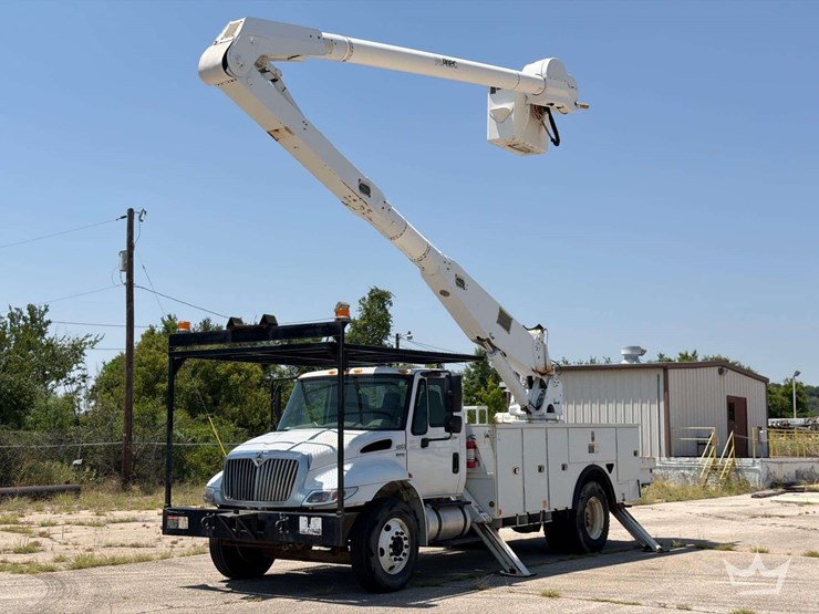 2013-international-durastar-4300-image-1