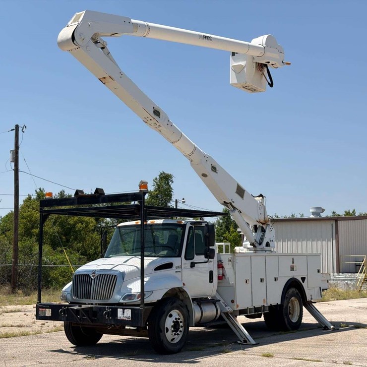 2013 INTERNATIONAL DURASTAR 4300