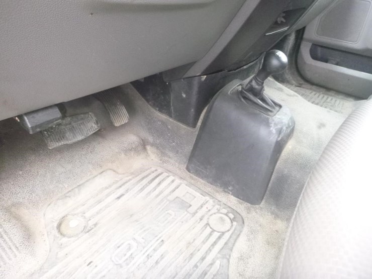 2019-ford-f550-image-11