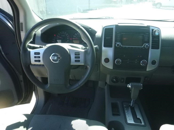 2018-nissan-frontier-image-9