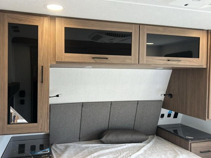 #141-•-2024-alliance-rv-delta-281bh-camper-image-70