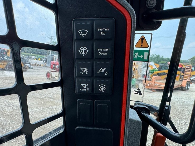bobcat-s76-image-24