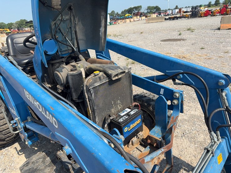 new-holland-7308-image-61