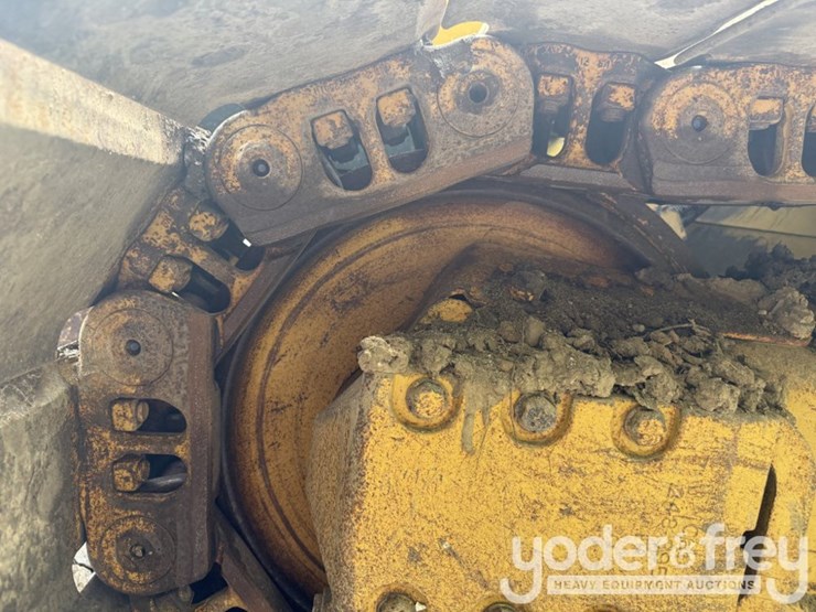 2019-caterpillar-d6k2-lgp-image-14