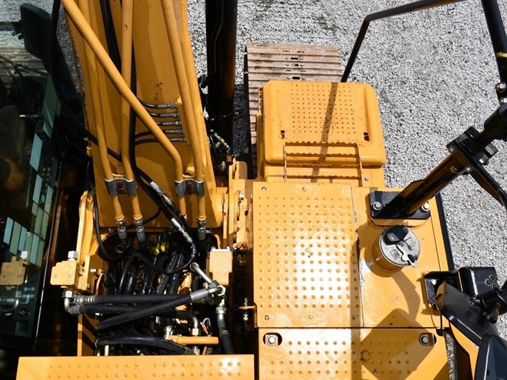 2017-caterpillar-313fl-image-4