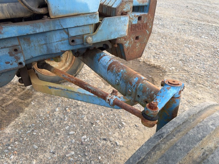 ford-tractor-image-41