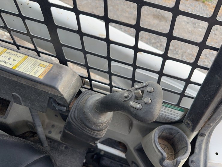 bobcat-t550-image-40