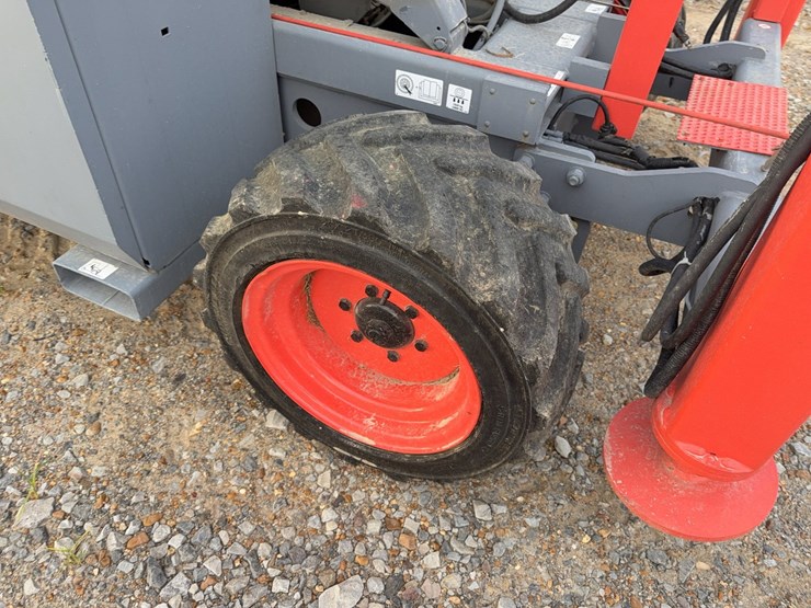 skyjack-sj6832rt-image-13