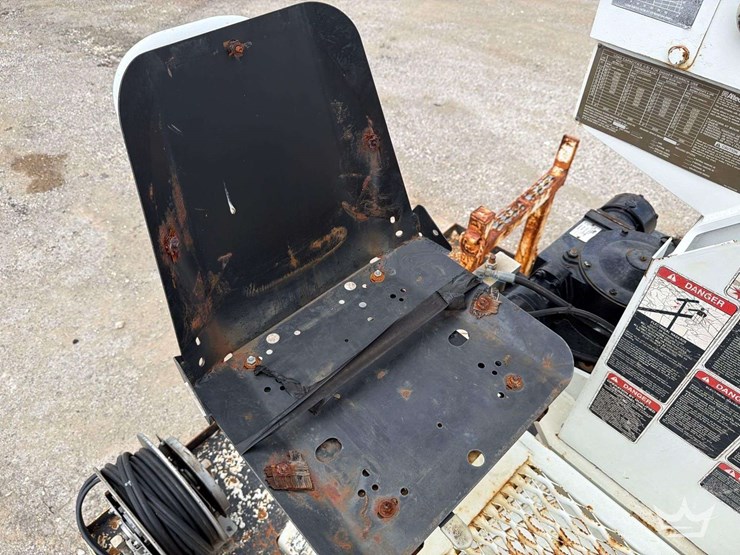 2008-international-durastar-4300-image-31
