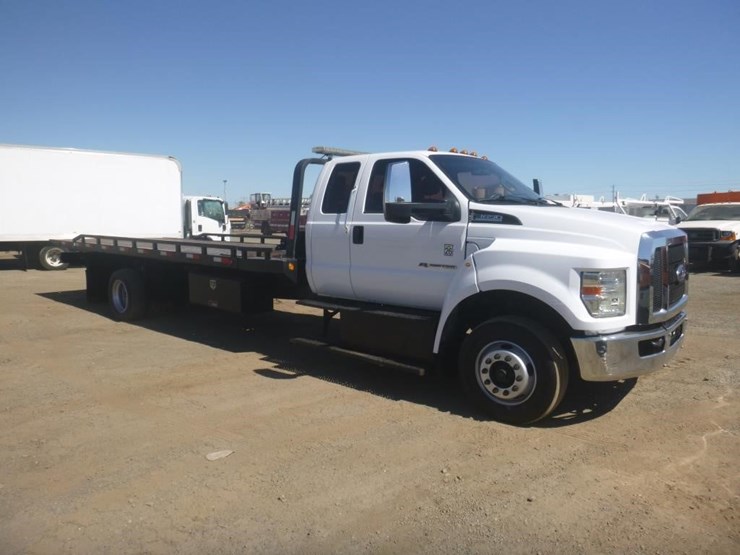 2016-ford-f650-image-2