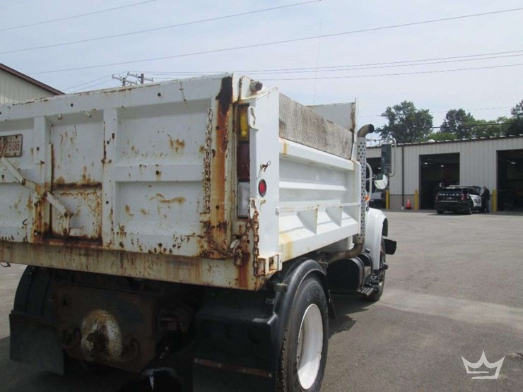 2002-international-4900-image-3