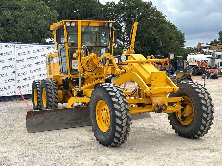2002-caterpillar-120h-image-4