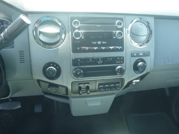 2014-ford-f250-image-16