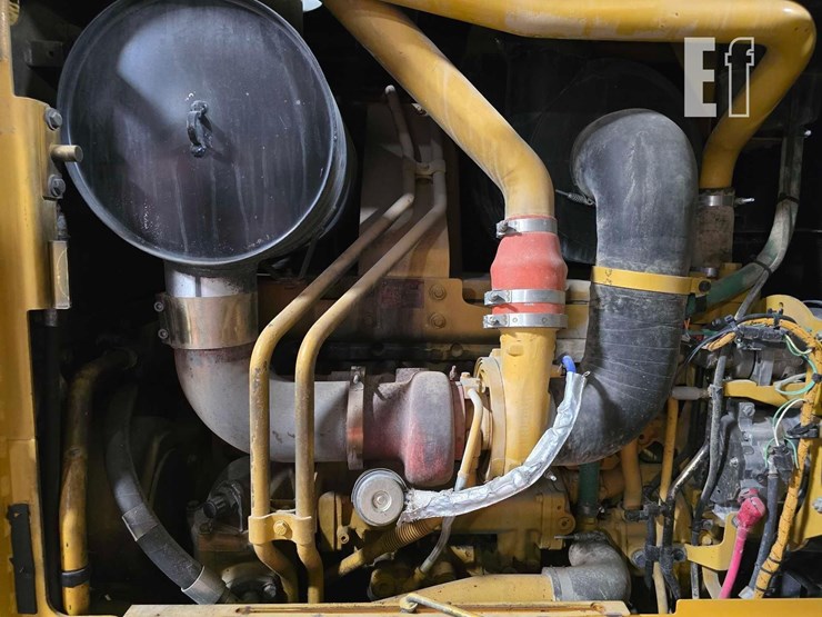 2008-caterpillar-14m-image-26
