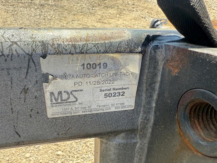 kubota-l4455a--4-pt-hitch-and-subframe-wh-auto-latch-uni-tach-image-11