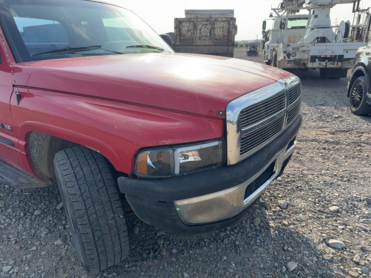2001-dodge-ram-1500-image-8