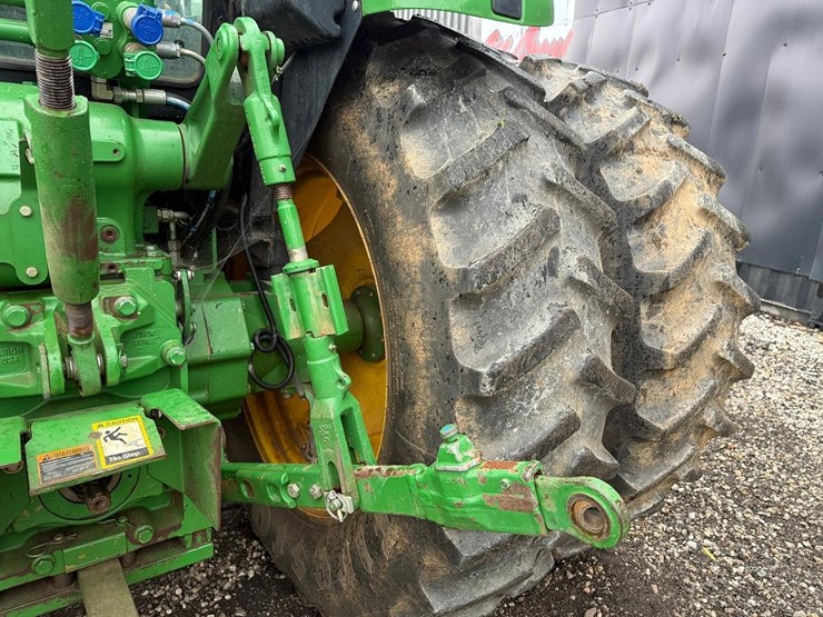 2012-john-deere-6115d-image-17