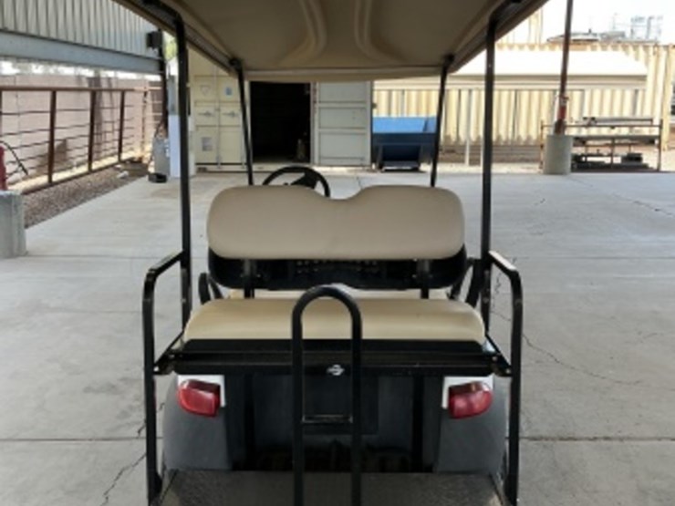 2009-club-car-golf-cart-image-6