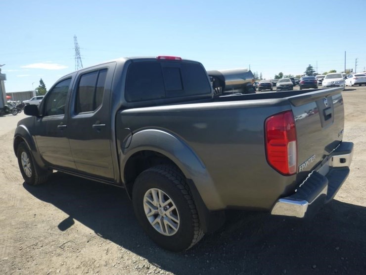 2018-nissan-frontier-image-4