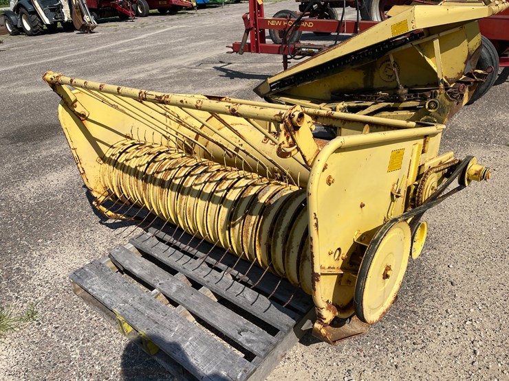 new-holland-s717-image-19