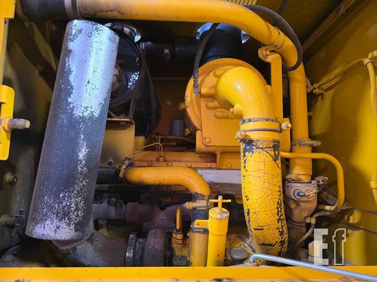 2000-caterpillar-120h-image-25
