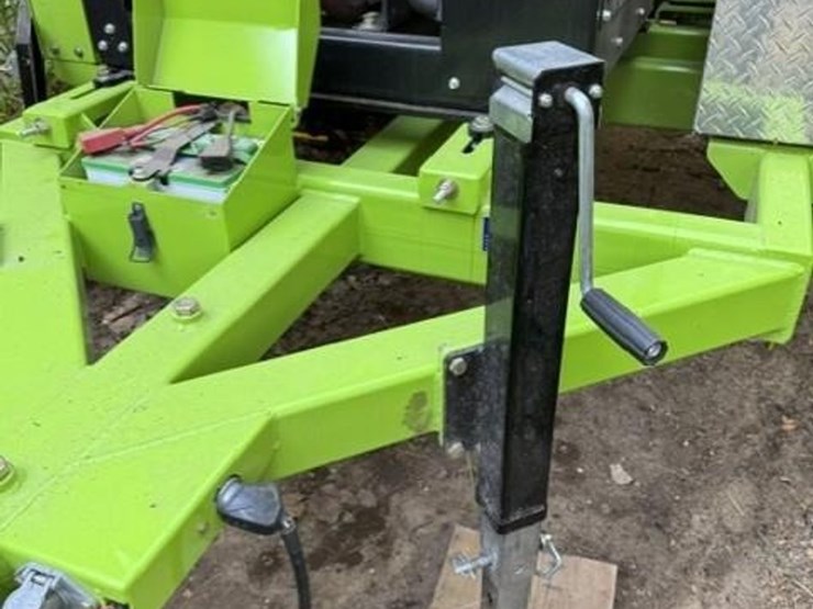 #159-•-2024-dyna-products-v12-31-towable-brush-chipper-image-36