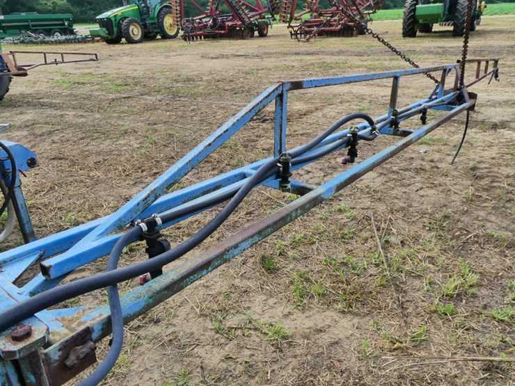3pt-200-gal-boom-sprayer-image-7