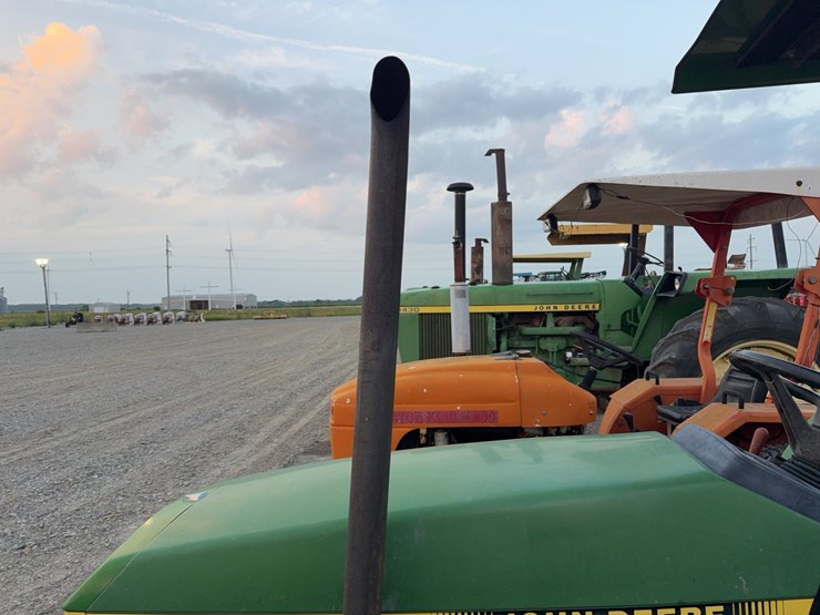 john-deere-1070-image-20