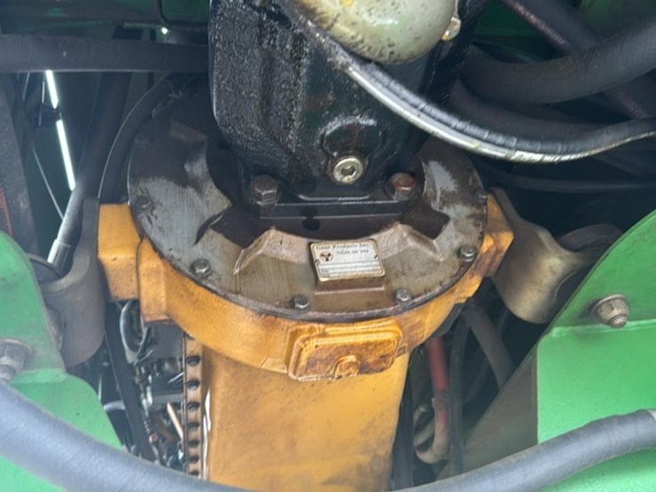 2007-deere-437c-image-41