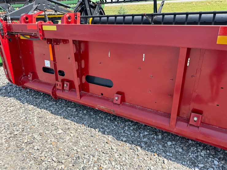 2014-case-ih-3162-image-16