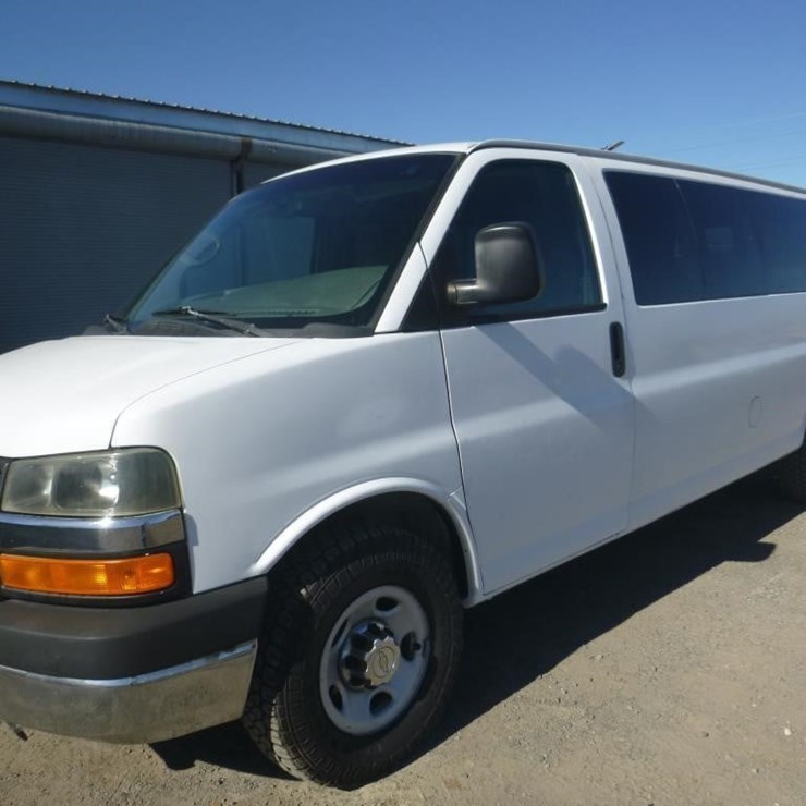 2013 CHEVROLET EXPRESS 3500