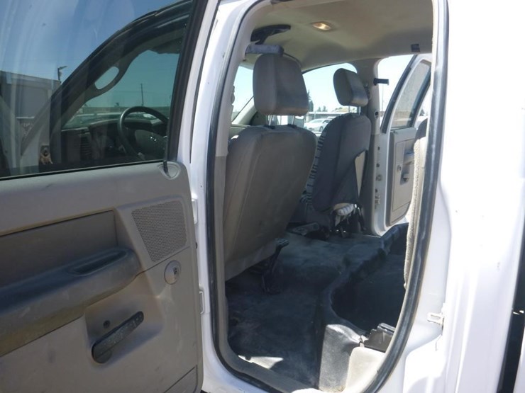 2009-dodge-ram-2500-image-8