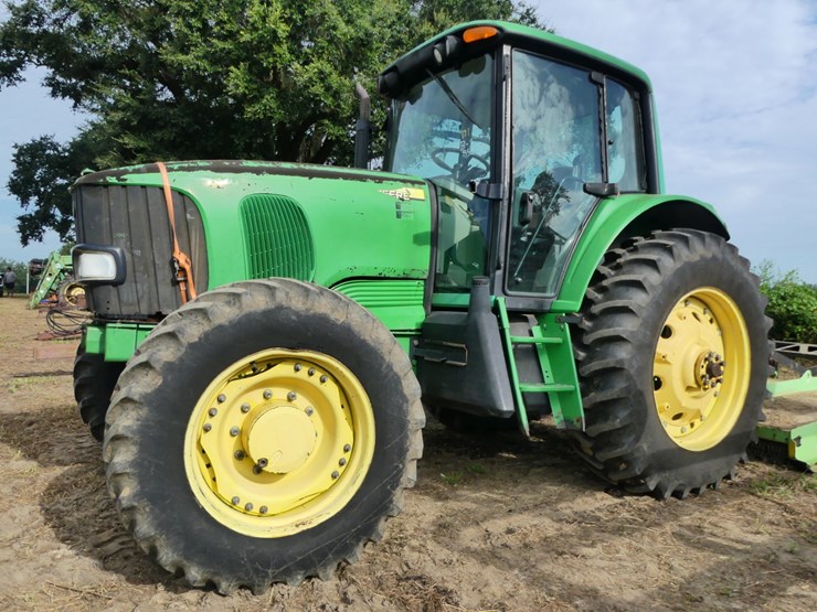 john-deere-7320-image-1