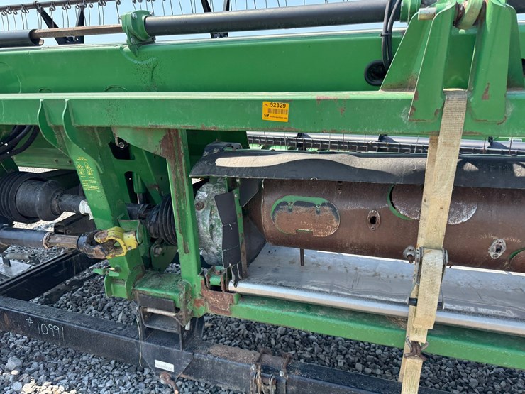 john-deere-630d-image-14