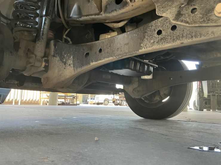 2017-ford-f550-image-26