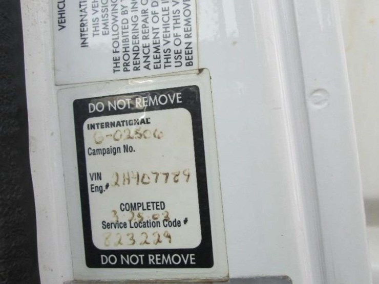 2002-international-4900-image-9