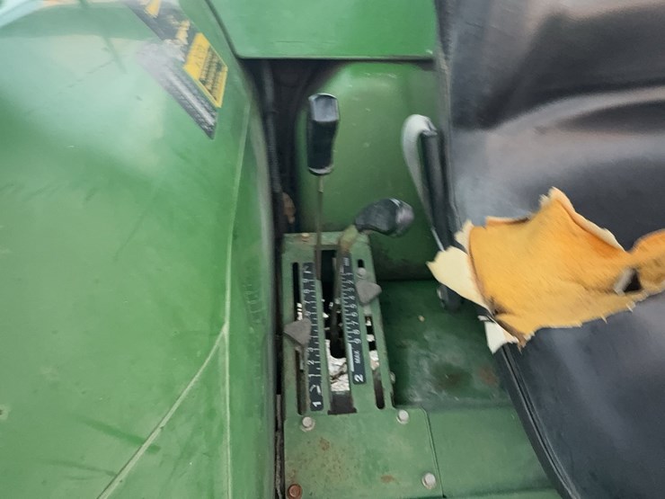 john-deere-1070-image-32