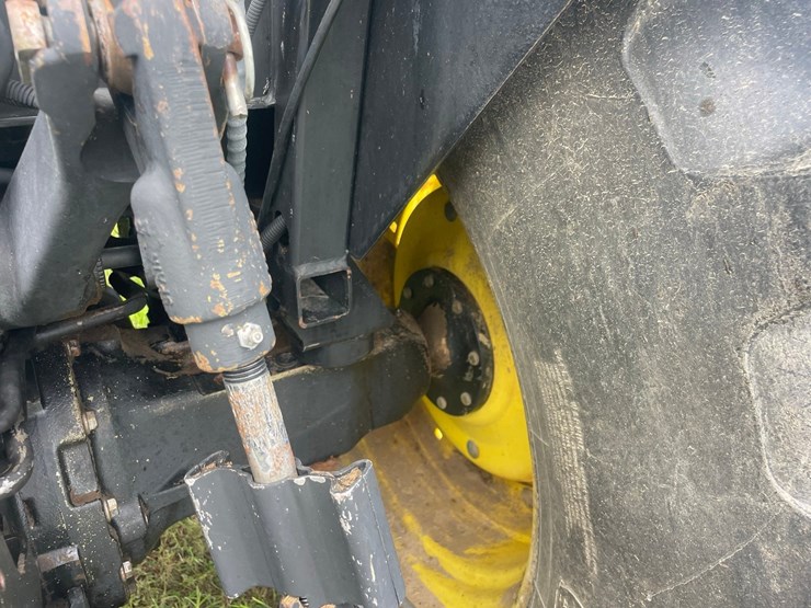 2004-john-deere-5520-image-10
