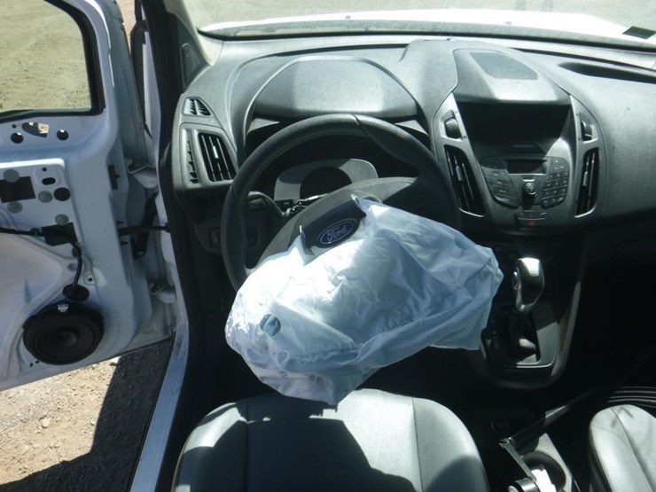 2015-ford-transit-connect-image-9