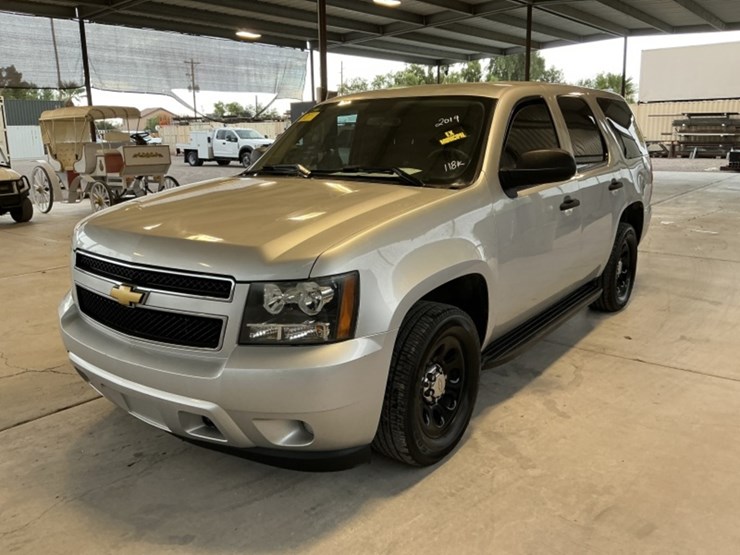 2014-chevrolet-tahoe-image-4