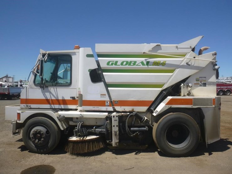 2013-global-m4-sweeper-image-6