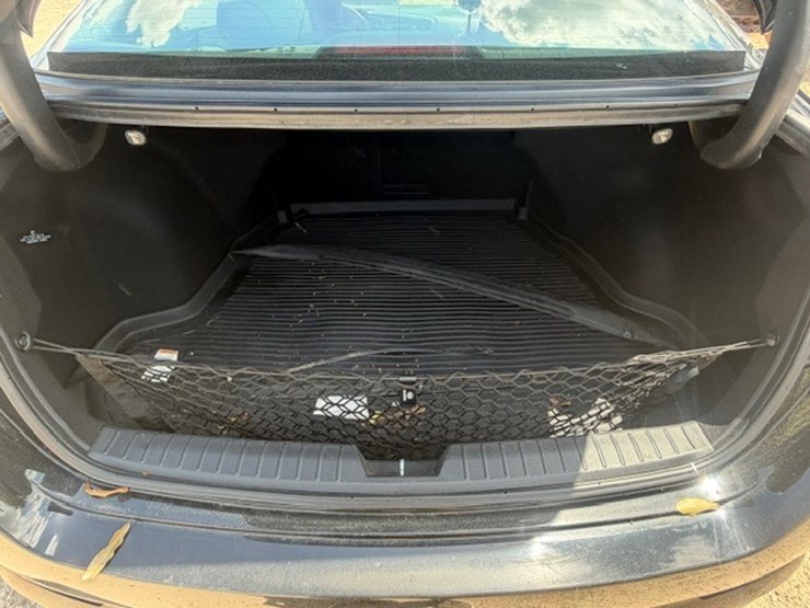 #83572-•-2013-kia-optima-image-10