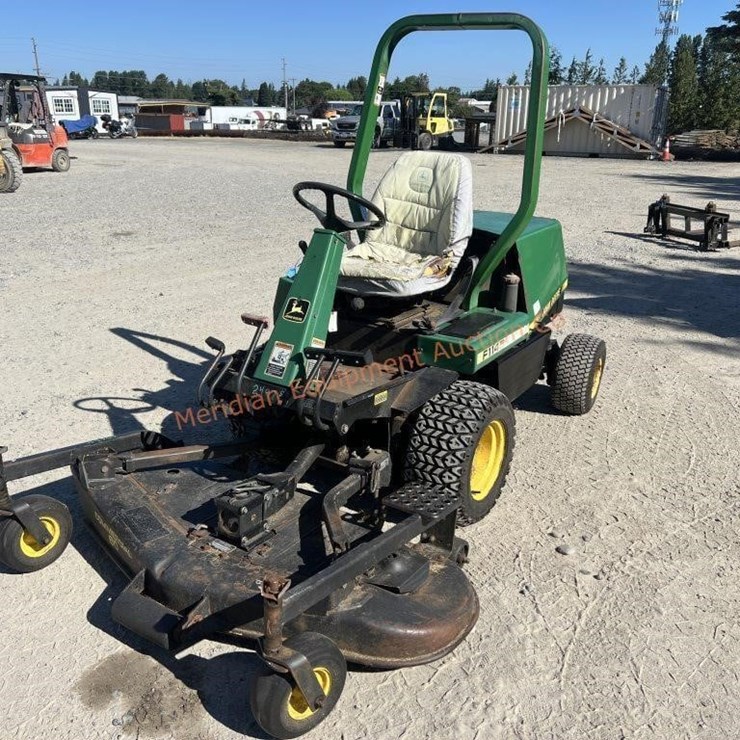 JOHN DEERE F1145