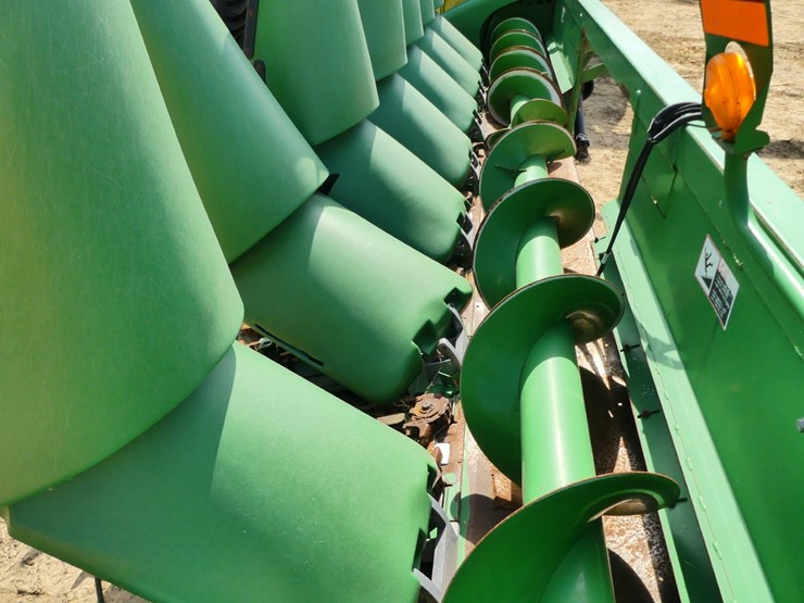 john-deere-608c-image-8