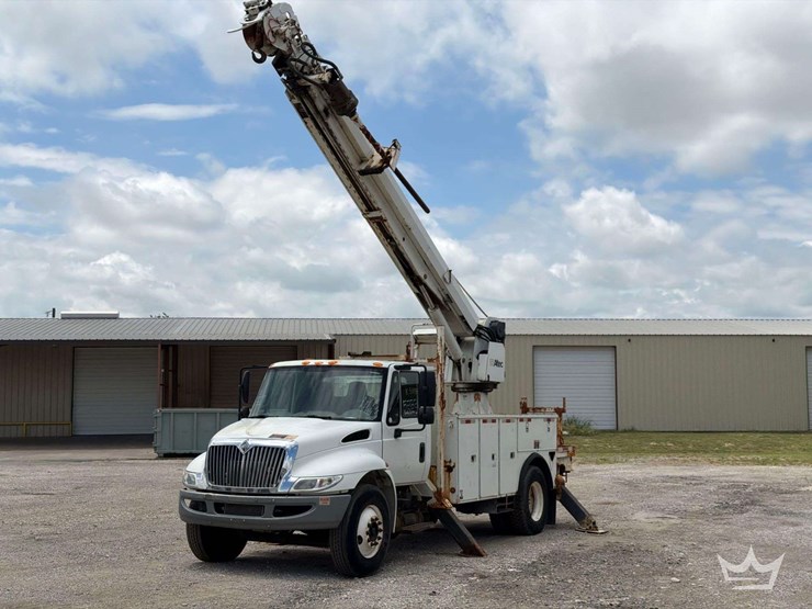 2008-international-durastar-4300-image-1