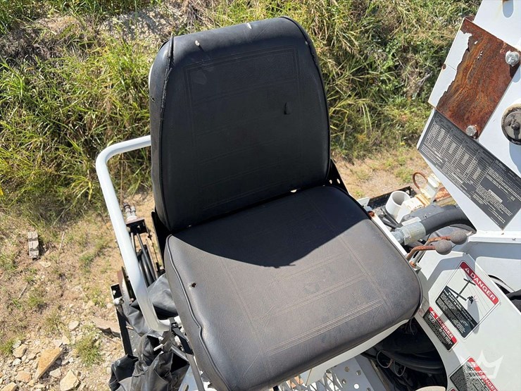 2012-international-durastar-4300-image-27