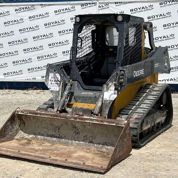 DEERE 325G