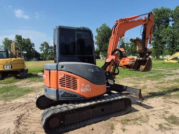 2006-hitachi-zx50u-2-image-8