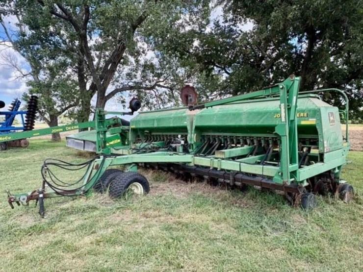 john-deere-1560-image-3